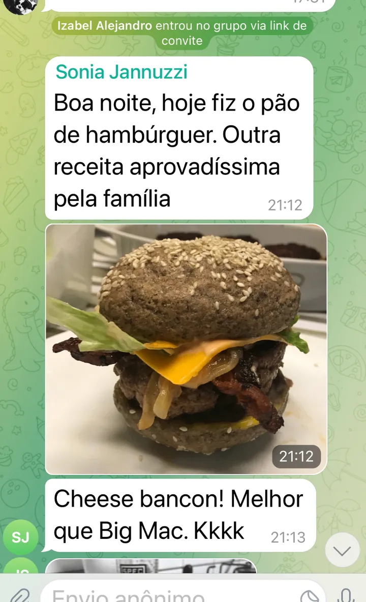 Depoimento no WhatsApp: pão de hambúrguer aprovadíssimo pela família, melhor que Big Mac