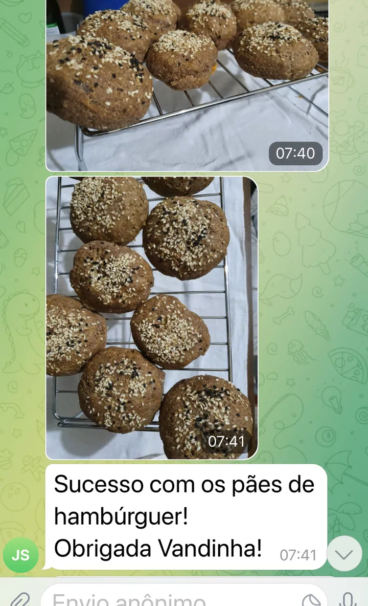Depoimento no WhatsApp: sucesso com os pães de hambúrguer